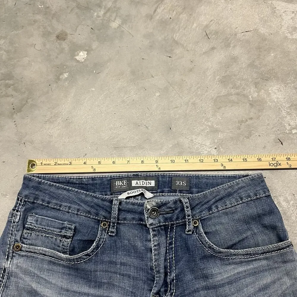 Buckle blue jeans